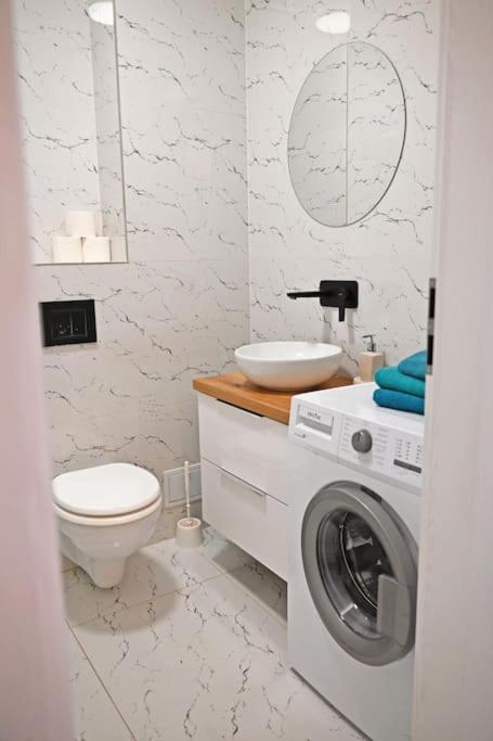 7A Dream Apartment 7A Si Parcare オラデア エクステリア 写真