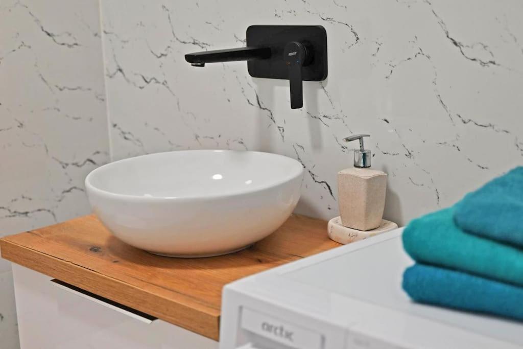 7A Dream Apartment 7A Si Parcare オラデア エクステリア 写真